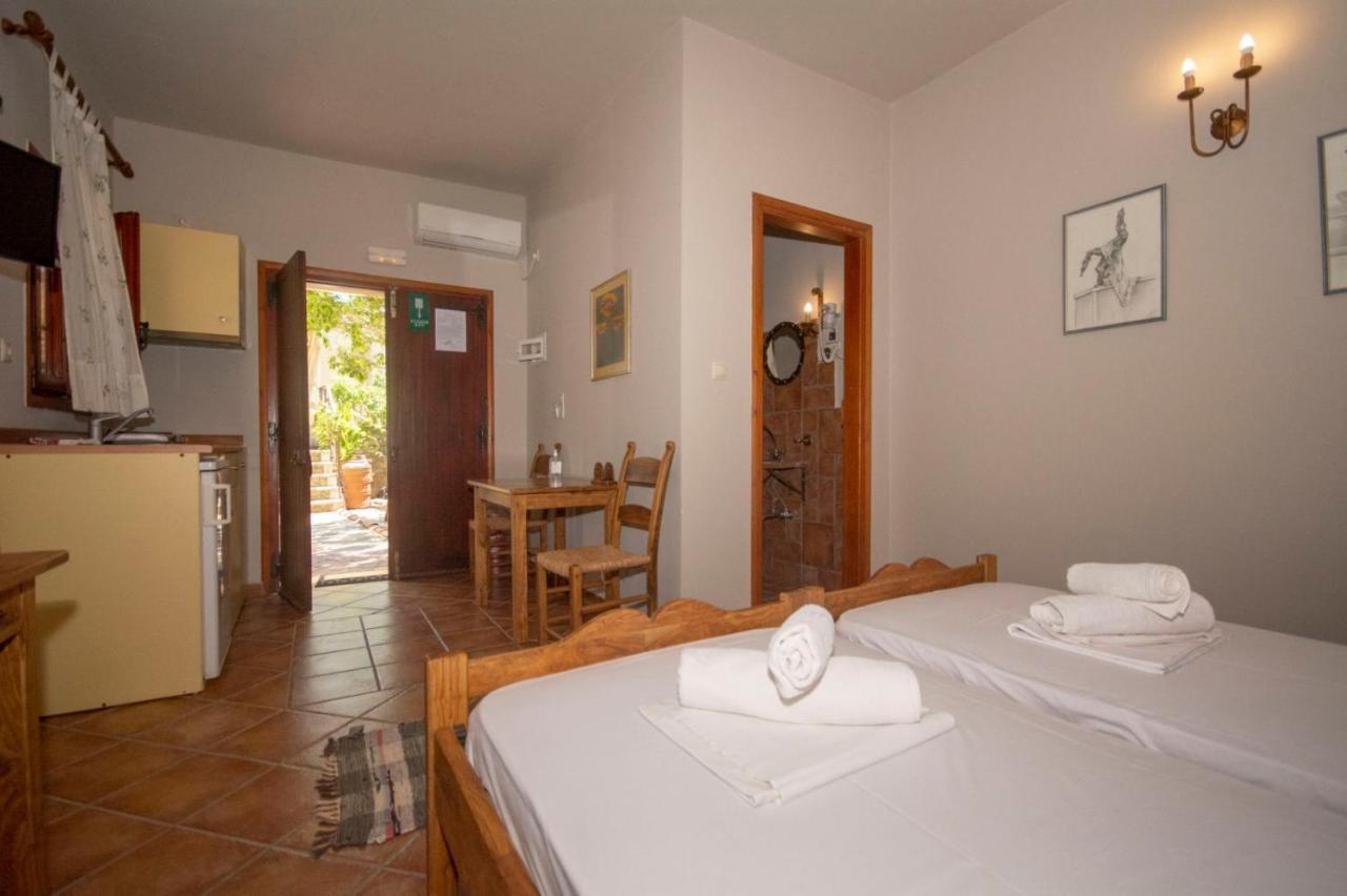 Stamatogiannis Traditional Apartments Kaliviani Bagian luar foto