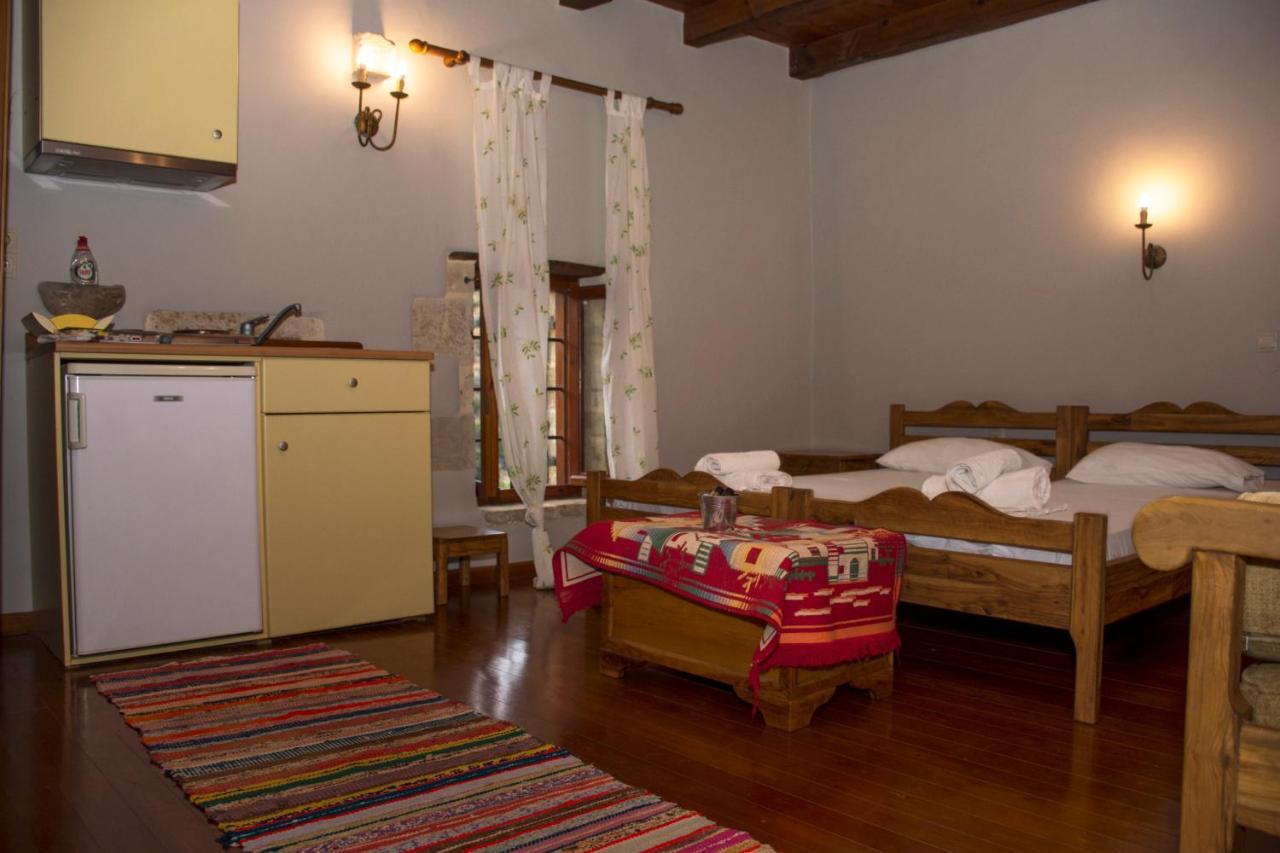 Stamatogiannis Traditional Apartments Kaliviani Bagian luar foto