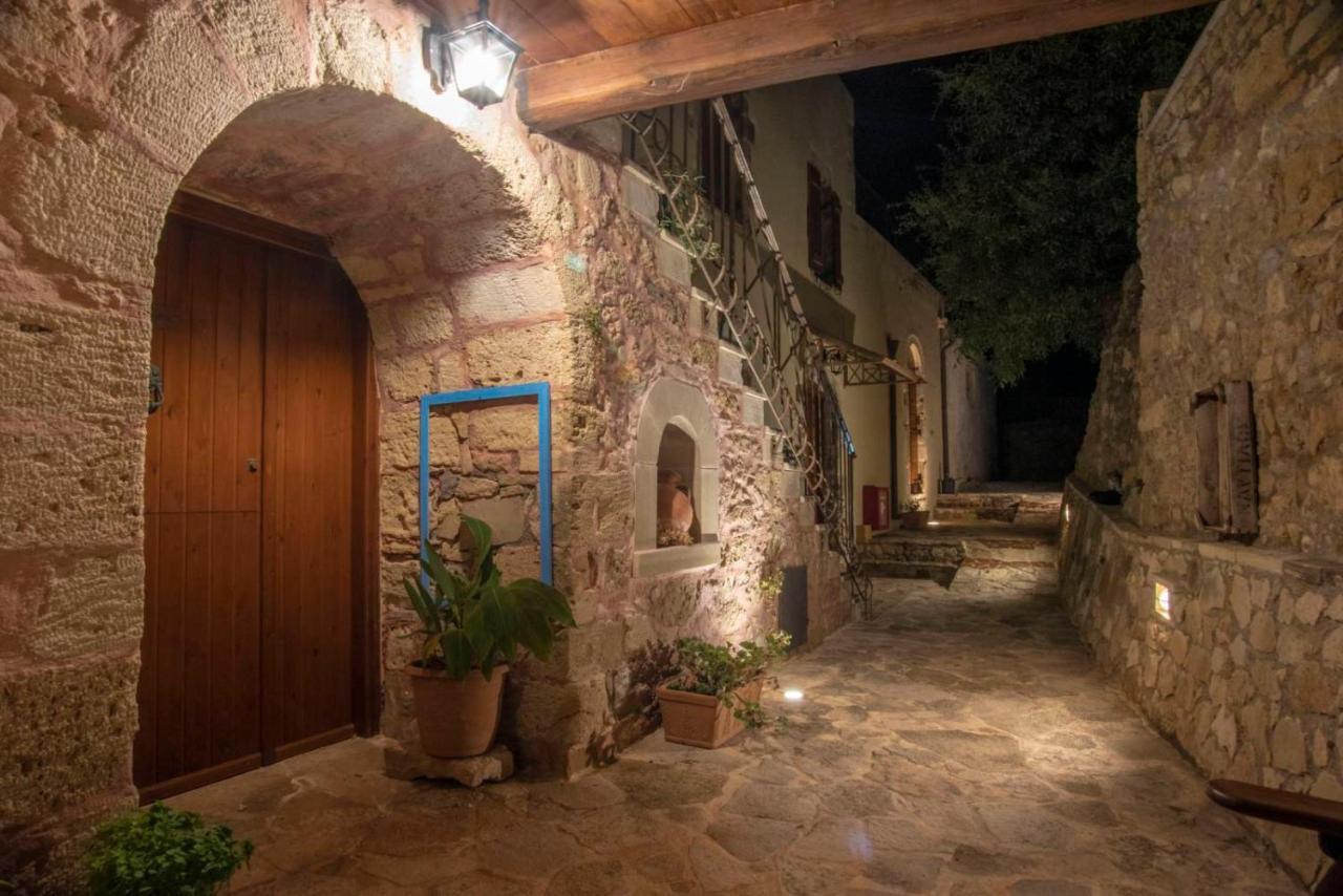Stamatogiannis Traditional Apartments Kaliviani Bagian luar foto